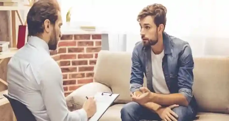 علاج الشباب المدمنين على ألعاب الفيديو
