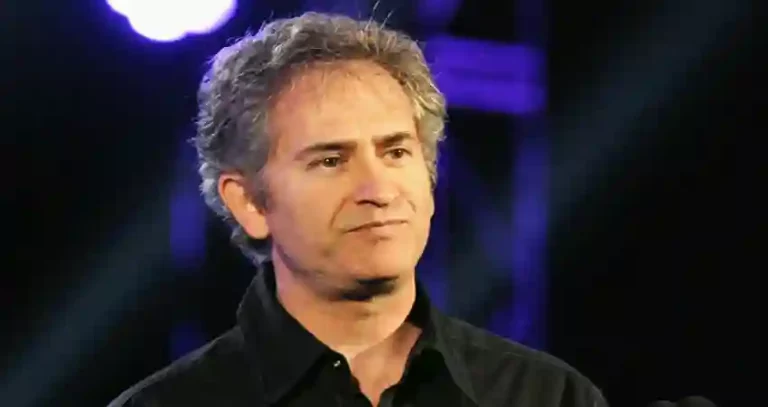 رئيس Blizzard يكشف أسباب رحيله وتحديات الاستحواذ من قبل Microsoft